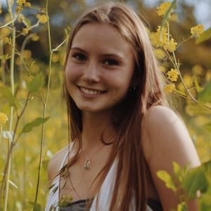 Meet your Posher, Abby